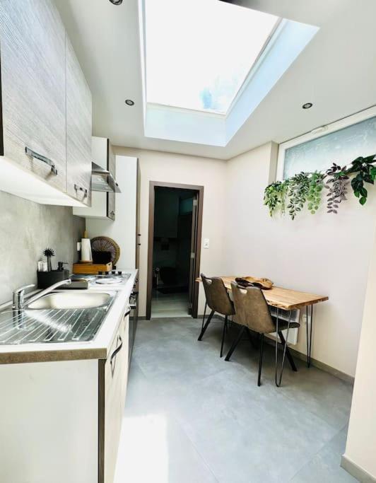 Appartement Tropical Lutych Exteriér fotografie